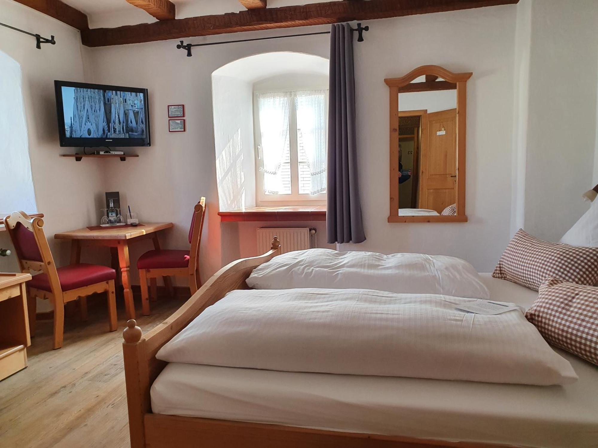 Hotel & Restaurant Huellen Barweiler Екстериор снимка